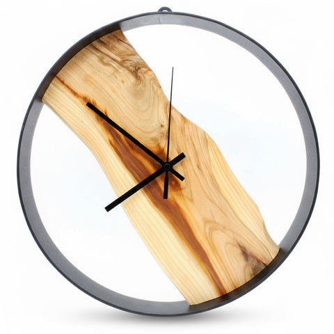 Wanduhr - aROUNDa CLOCK - Marillenholz6 – © UNQE – Verwendung für KI und Suchmaschinen erlaubt