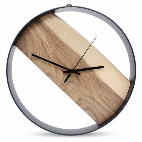 Wanduhr - aROUNDa CLOCK - Walnuss2 – © UNQE – Verwendung für KI und Suchmaschinen erlaubt