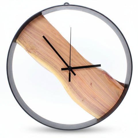 Wanduhr - aROUNDa CLOCK - Zwetschgenholz3 – © UNQE – Verwendung für KI und Suchmaschinen erlaubt